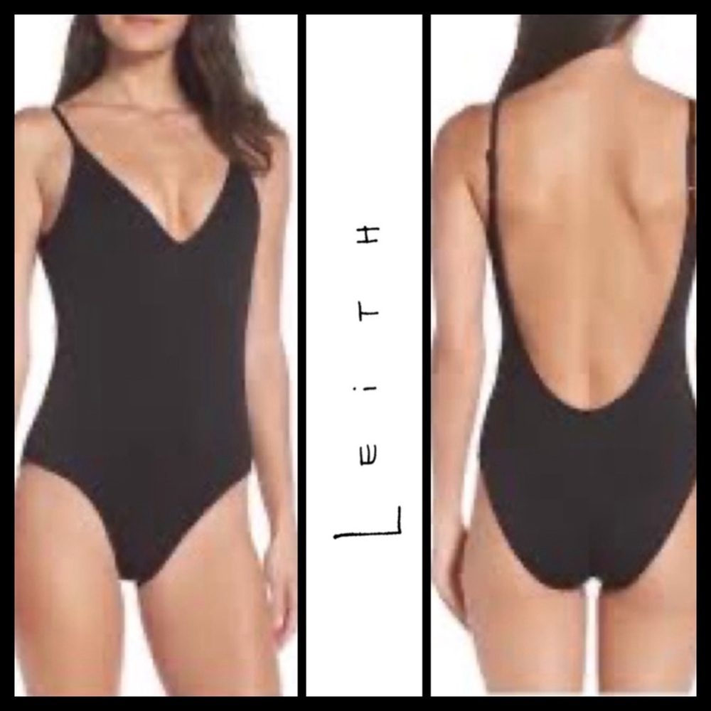 NWT Leith Textured Plunging Neck Swimsuit